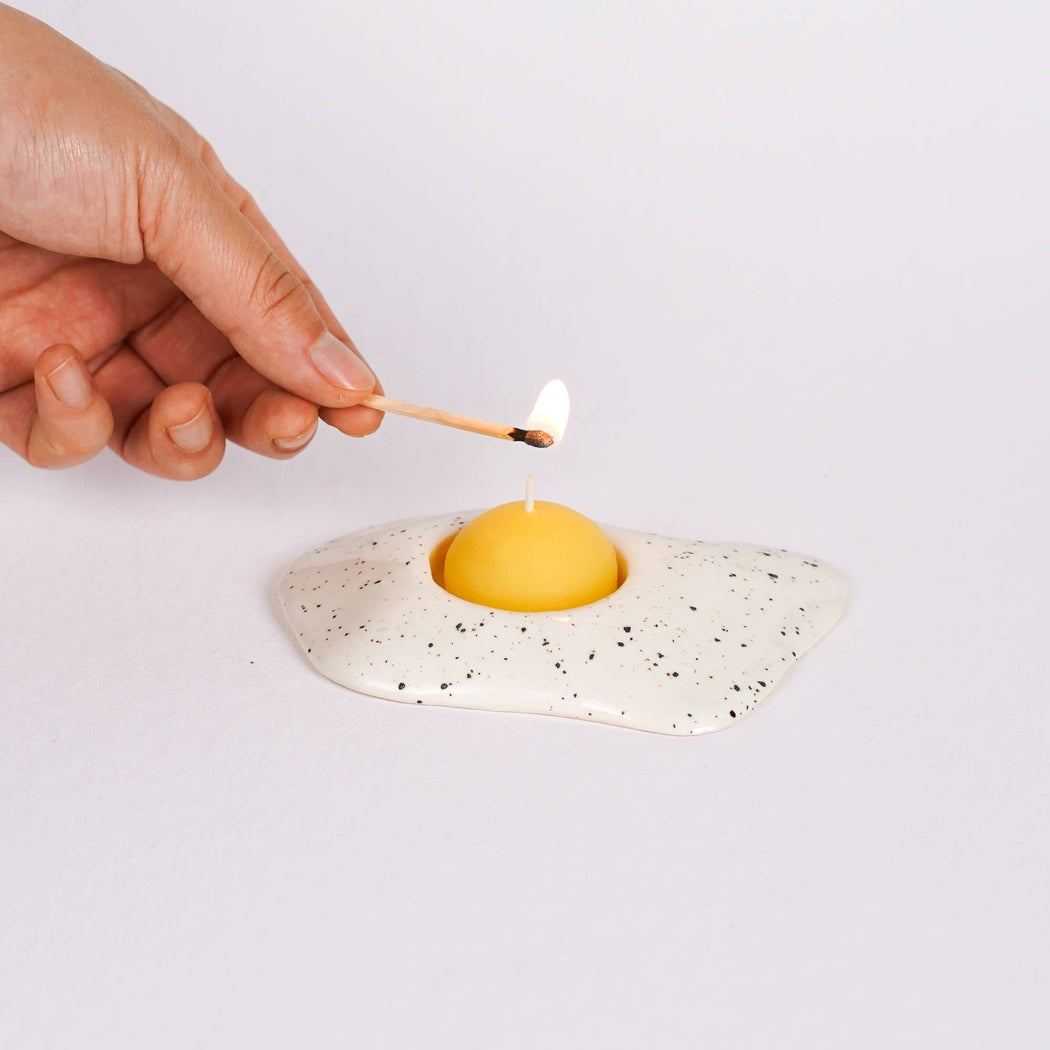 Ceramic Salt and Pepper Egg Tea Light Candle Holder